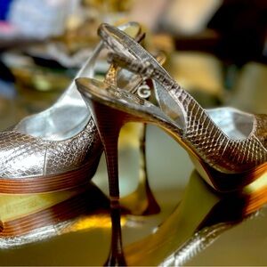 Guess leather silver stilettos